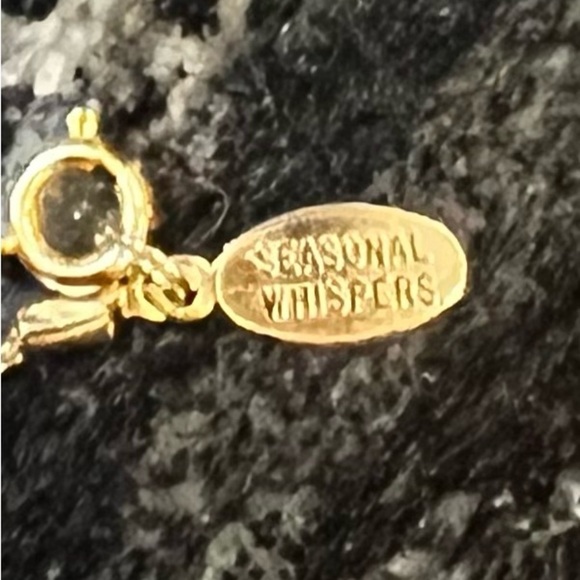 Seasonal Whispers 18 inch long mixed metal   necklace - Picture 7 of 7